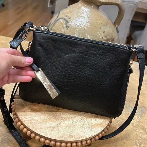 Vince Camuto Ida Textured Black Leather Crossbody Bag - Picture 6 of 12